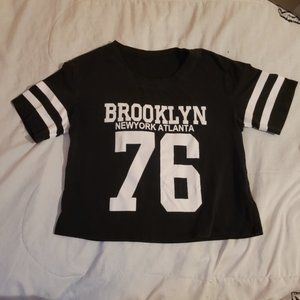 Brooklyn New York Atlanta 76 Black White Crop Top Tee Shirt Women's Small S